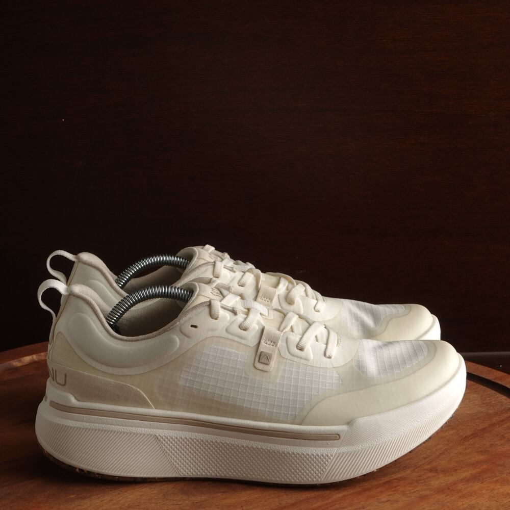 Ahnu Sneakers Womens SZ 8.5 Cream Sequence 1 Low‎ Comfort Walking Shoes Ripstop